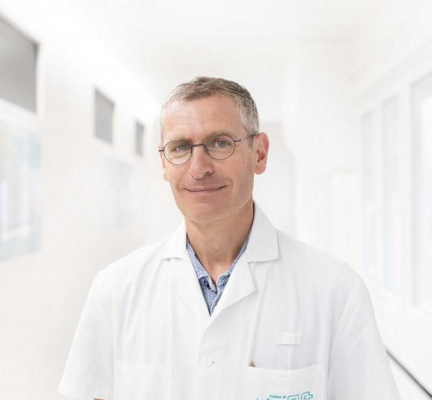 Dr Julien Boileau